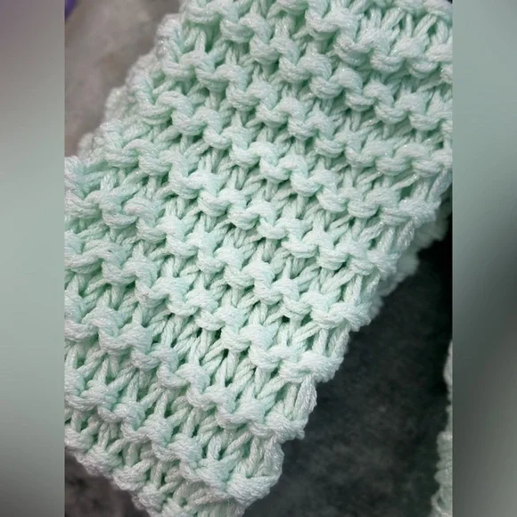 Handmade Hand Crafted Knit infinity scarf sparkly mint green - Picture 7 of 7